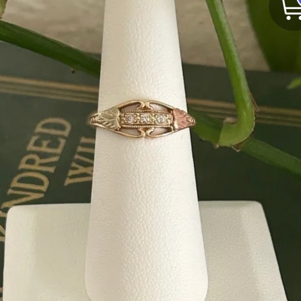 ISO black hills gold ring